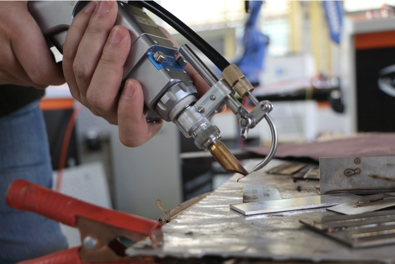 Welding equipment - Laser welding machine
